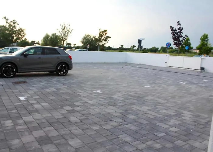 アパート West 3 リド・ディ・イエゾロ